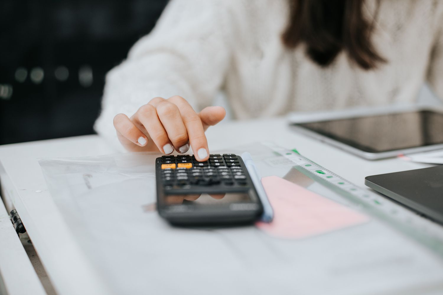 Molarity Calculator for Students and Laboratory Professionals